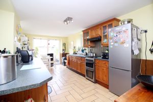 Kitchen/Diner- click for photo gallery